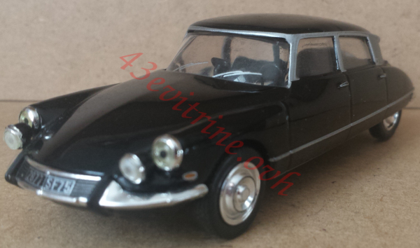 Image du véhicule Citroën DS 19